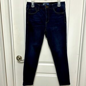 Democracy women’s size 8 Dark Wash Jeans 👖 EXCELLENT CONDITION Ab Solution